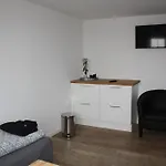 Skibbild Bed No Breakfast לינה וארוחת בוקר *